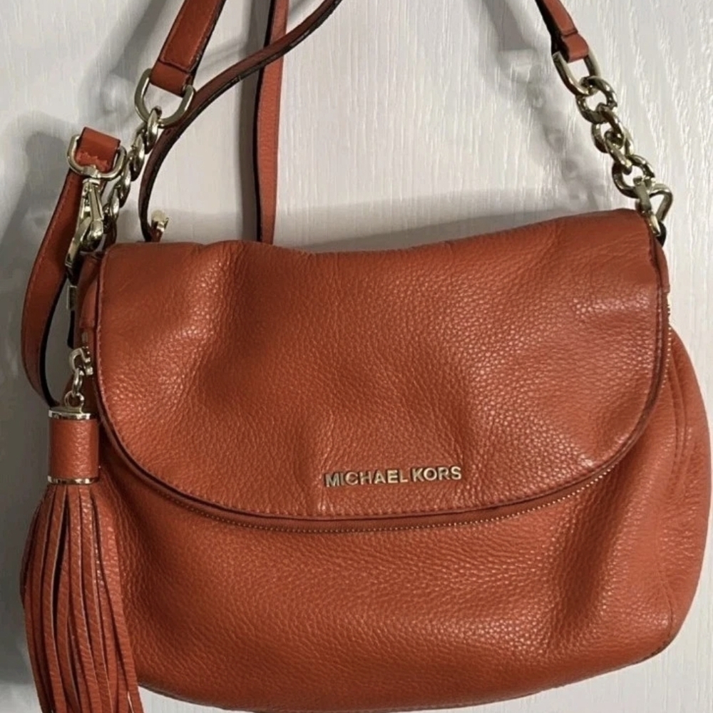 Michael Kors Purse Red Orange Bedford Leather Tassel Crossbody Bag Saddle - Picture 2 of 14